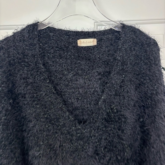 Altar’d State Black V-Neck Sweater Size Large - Picture 3 of 10